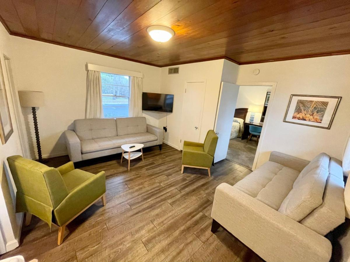 شاطئ كوكوا Surf Studio Beach Resort المظهر الخارجي الصورة